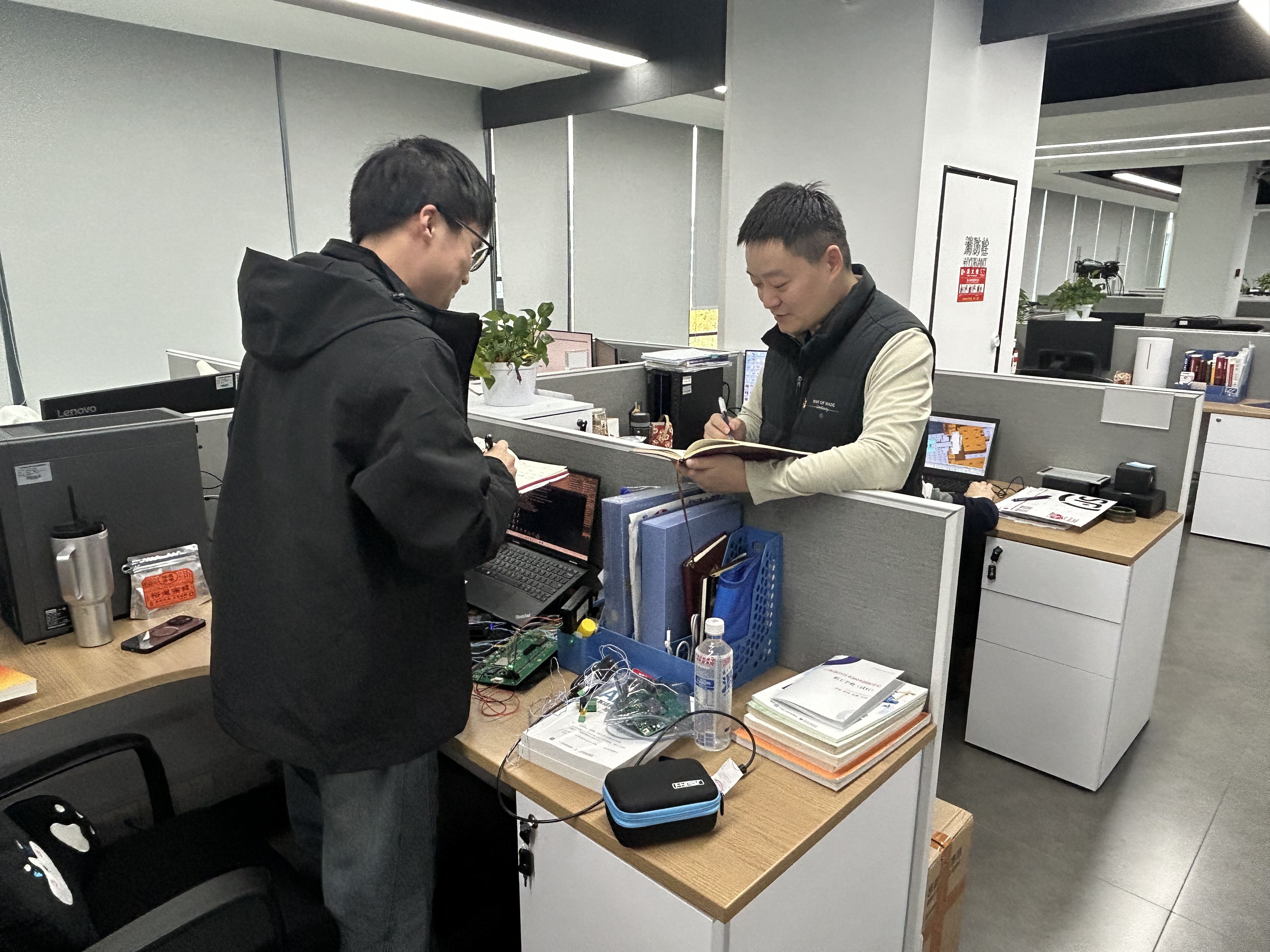 智能部组件研究院  韩永泰.jpg